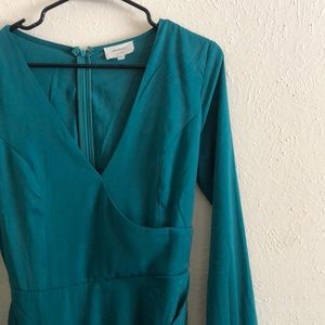 Long tail green dress